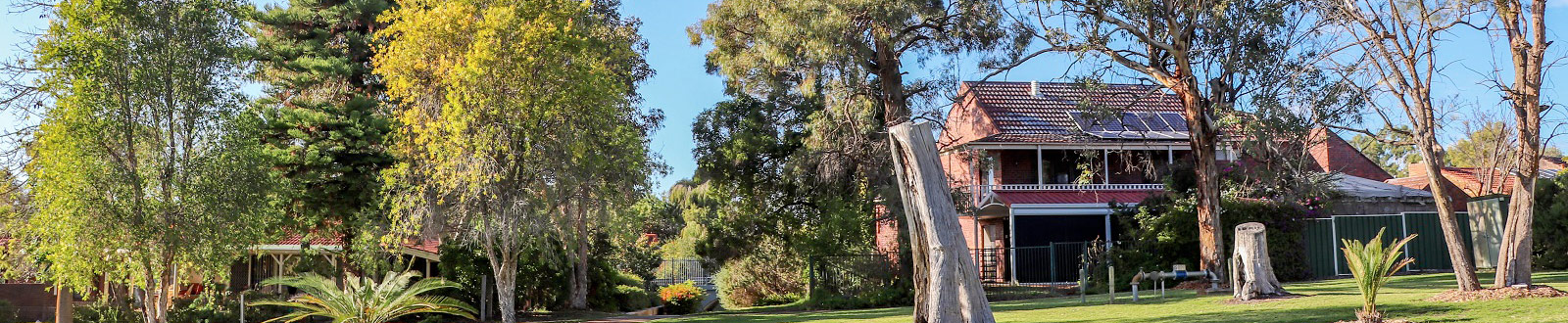 Crestwood Estate Park